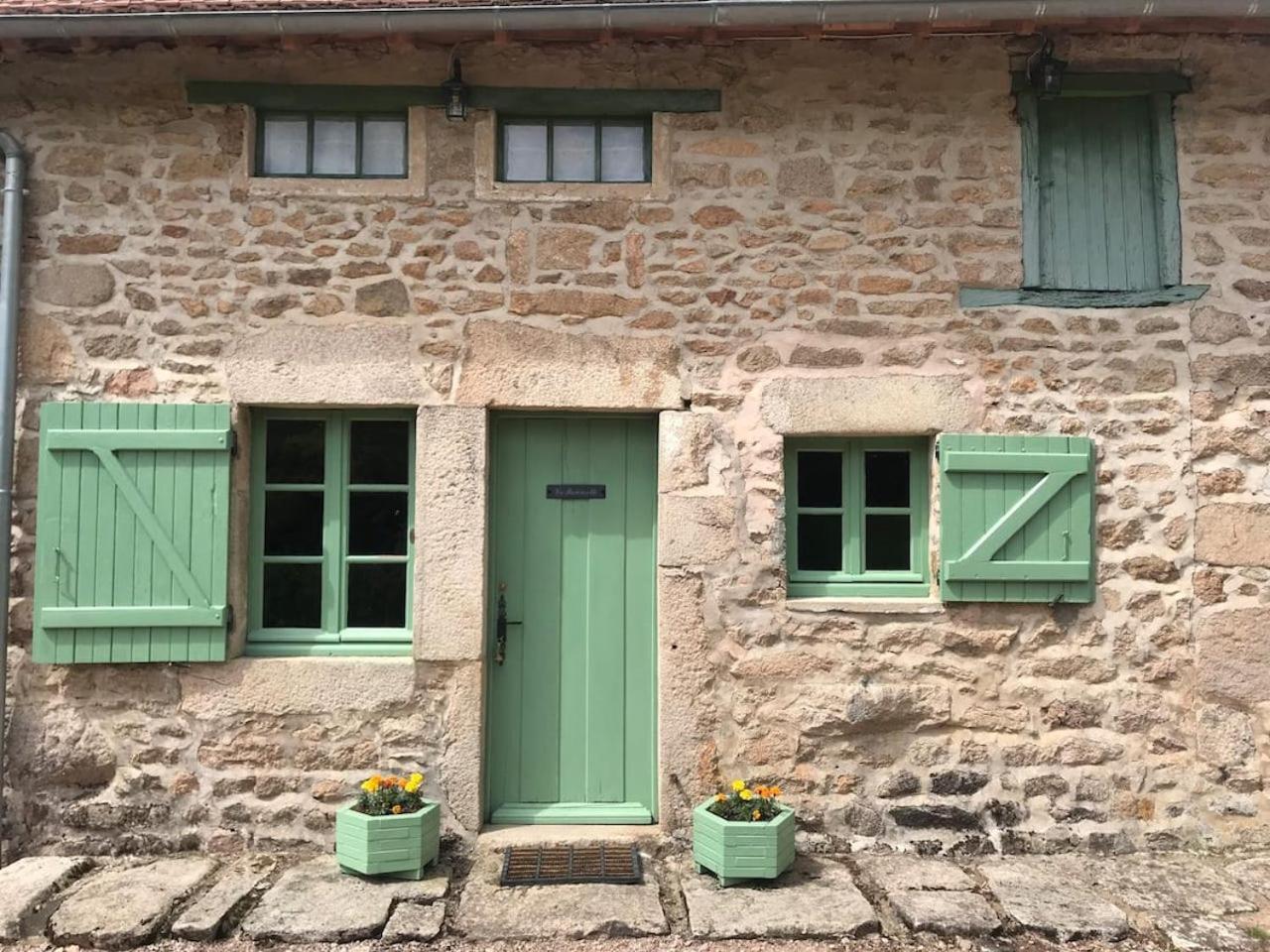 Morvan La Pastourelle Quarré-les-Tombes المظهر الخارجي الصورة
